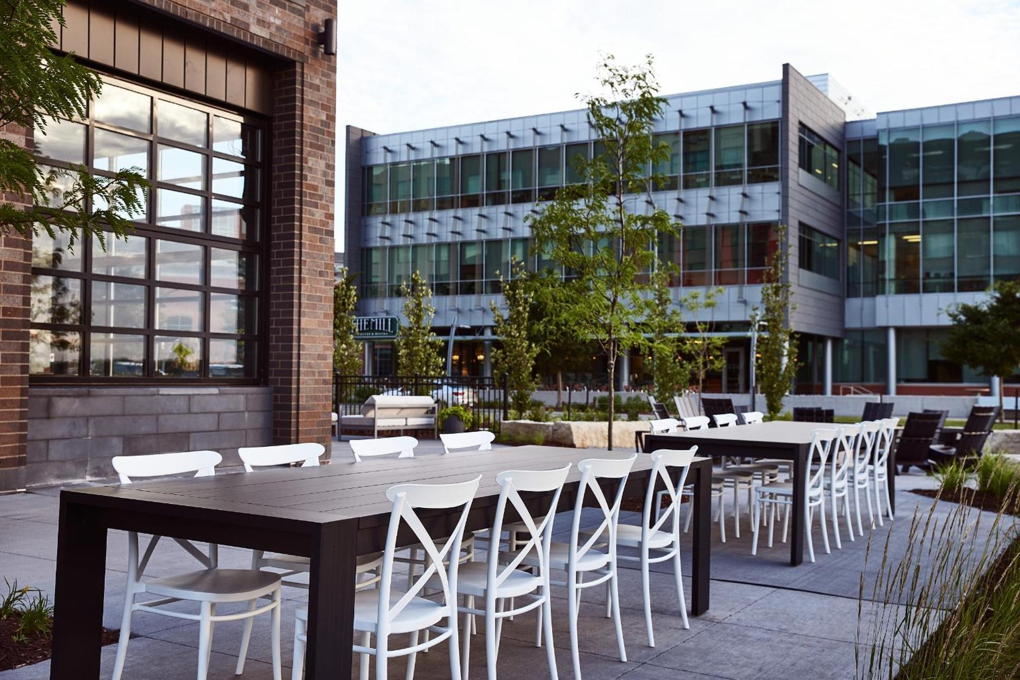 The Scarlet, Lincoln, A Tribute Portfolio Hotel Extérieur photo